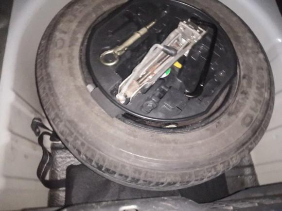 [无锡·苏B] 二手标致标致3072010款 两厢 1.6L 自动舒适版