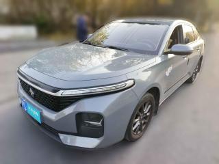 宝骏宝骏RC-52020款 1.5L 手动智耀精英型「上海二手车」「天天拍车」