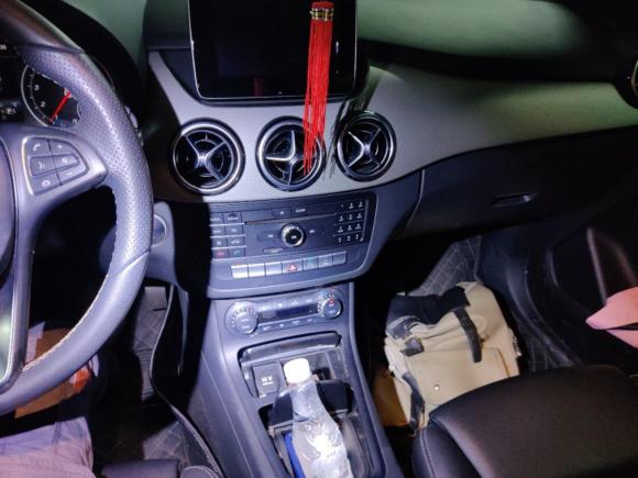 [深圳·粤B] 二手奔驰奔驰B级2015款 B 200 时尚型