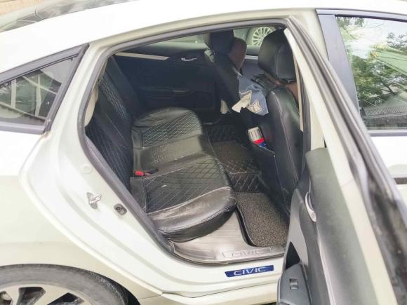 [武汉·鄂A] 二手本田思域2016款 220TURBO CVT豪华版