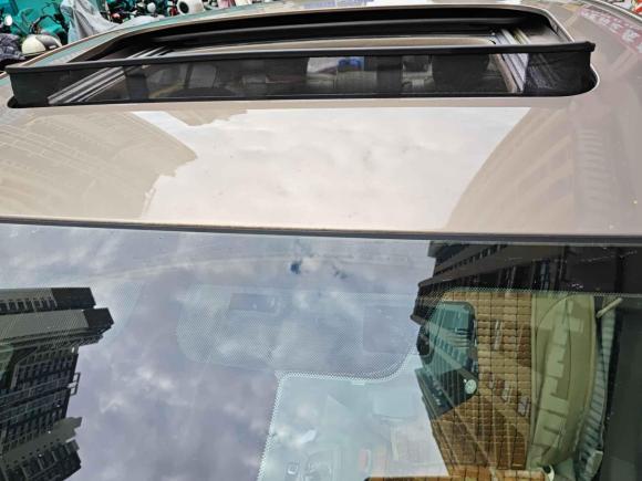 [深圳·粤B] 二手别克君威2014款 2.0L 精英时尚型