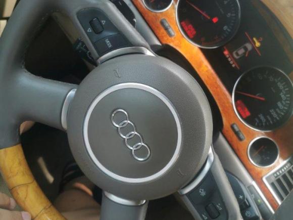 [金华·浙G] 二手奥迪奥迪A82004款 A8L 4.2L