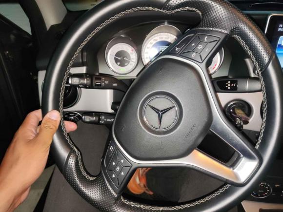 [上海·沪D] 二手奔驰奔驰GLK级2013款 GLK 300 4MATIC 动感天窗型