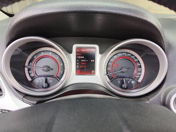 [武汉·鄂A] 二手道奇酷威2013款 2.4L 两驱尊尚版
