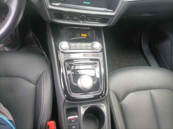 [苏州·沪A] 二手荣威荣威Ei52018款 互联网豪华版