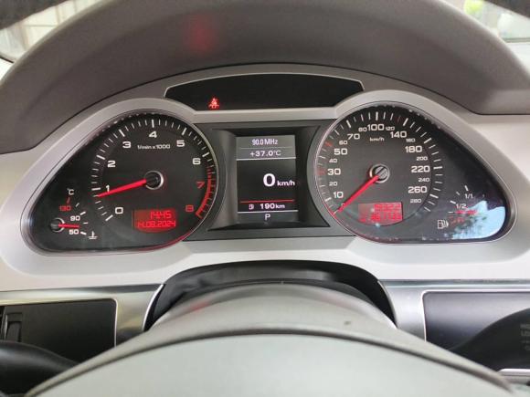 [成都·川A] 二手奥迪奥迪A6L2011款 2.0 TFSI 自动标准型