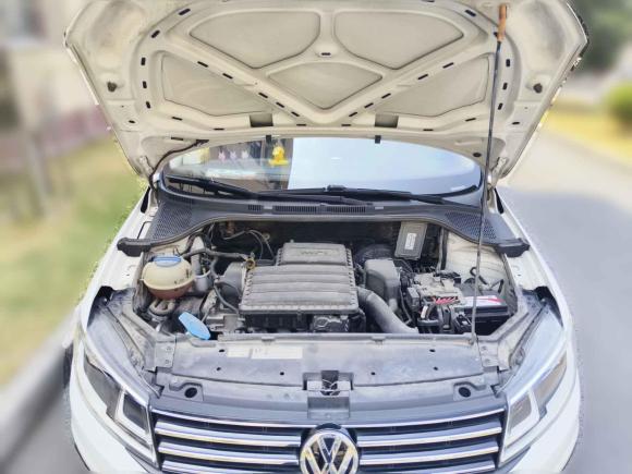 [上海·沪C] 二手大众桑塔纳2017款 浩纳 1.6L 自动舒适版