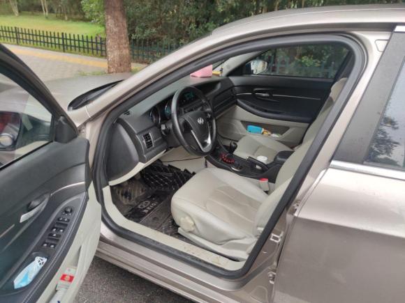 [上海·苏A] 二手北京汽车绅宝D502014款 1.5L 手动舒适版