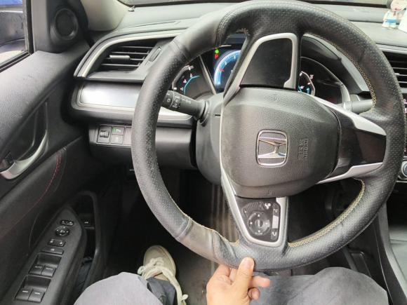 [无锡·苏M] 二手本田思域2016款 220TURBO CVT豪华版