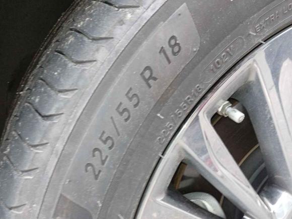 [南京·苏A] 二手广汽传祺传祺M82023款 宗师系列 400T 自动至尊