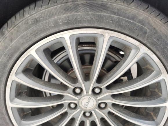 [苏州·苏E] 二手众泰众泰Z7002016款 1.8T DCT典雅型