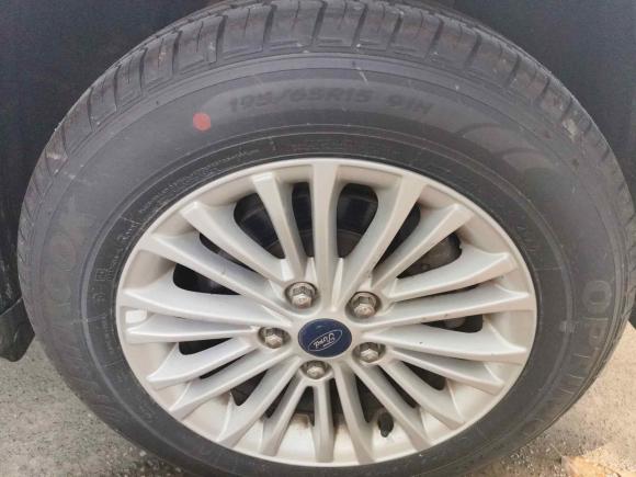 [上海·苏A] 二手福特福睿斯2015款 1.5L 自动舒适型