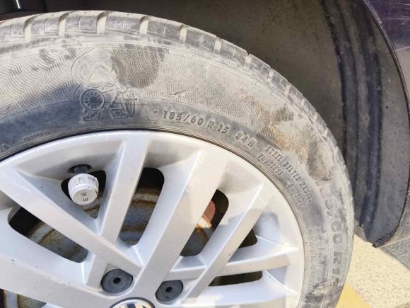 [无锡·苏B] 二手大众桑塔纳2013款 1.6L 手动豪华版