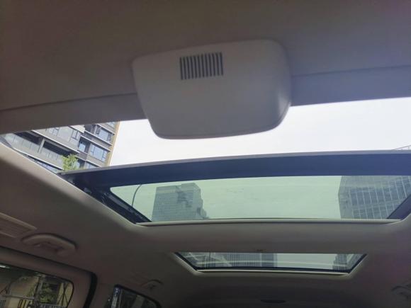 [杭州·沪B] 二手奔驰奔驰V级2016款 V 260 尊贵版