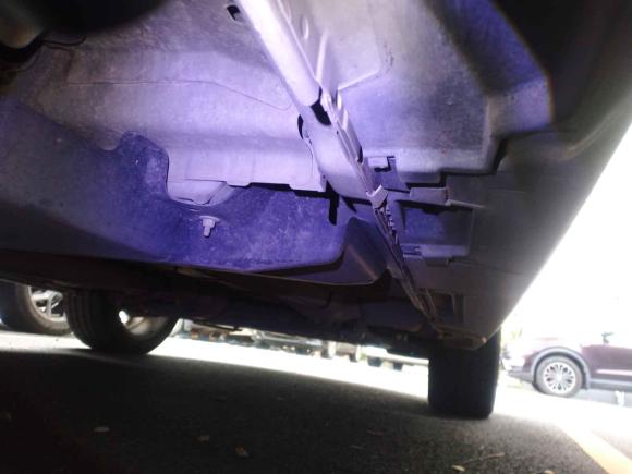 [深圳·粤N] 二手路虎揽胜极光2012款 2.0T 5门耀动版