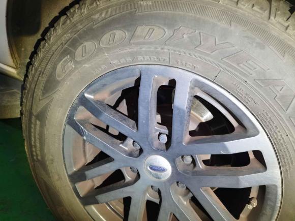 [杭州·浙A] 二手福特撼路者2016款 2.0T 汽油自动四驱旗舰版