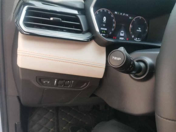 [深圳·粤B] 二手领克领克06新能源2023款 1.5T Remix PHEV Pro