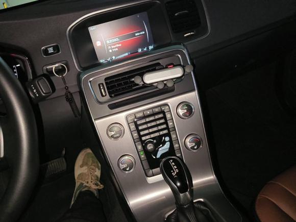 [深圳·粤B] 二手沃尔沃沃尔沃S602016款 S60L T4 智远版