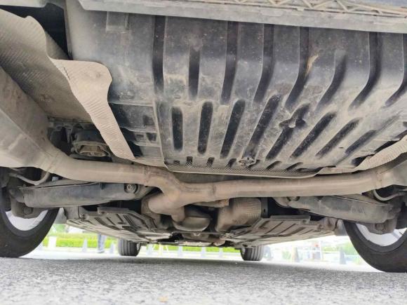 [芜湖·皖B] 二手奔驰奔驰E级2017款 E 300 L 运动时尚型