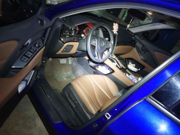 [武汉·鄂A] 二手讴歌讴歌CDX2016款 1.5T 两驱尊享版