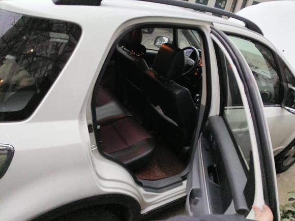 [湖州·浙E] 二手铃木天语 SX42009款 两厢 1.6L 自动运动型