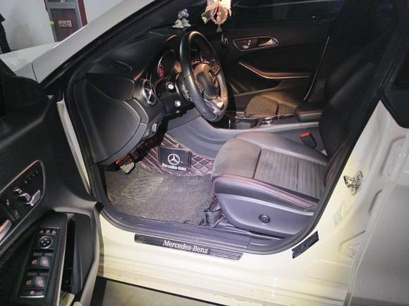 [常州·苏D] 二手奔驰奔驰CLA2017款 改款 CLA 220 4MATIC