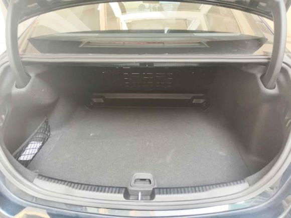 [武汉·鄂W] 二手奔驰奔驰C级2023款 C 260 L 皓夜运动版