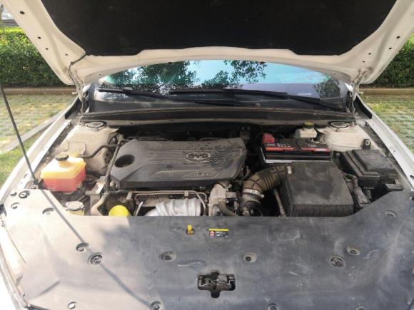 [济南·鲁A] 二手比亚迪秦2020款 超越版 1.5TI 自动尊贵型