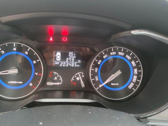 [宁波·浙B] 二手长安悦翔V72016款 1.6L 手动乐享型 国V