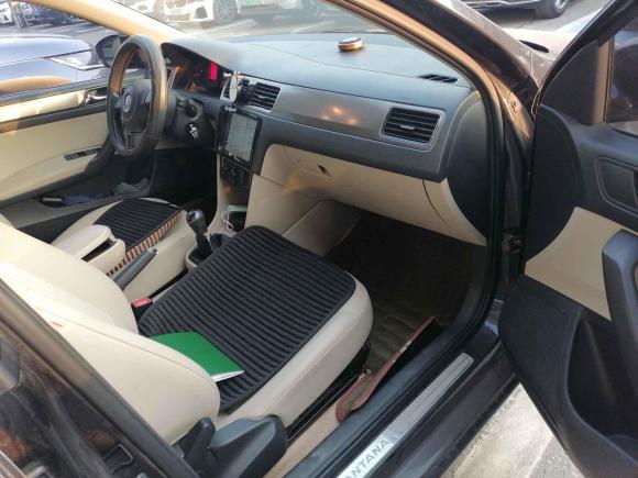 [上海·皖H] 二手大众桑塔纳2015款 1.6L 手动舒适版