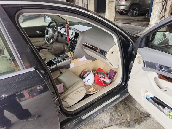 [杭州·浙A] 二手奥迪奥迪A6L2010款 2.0 TFSI 自动标准型