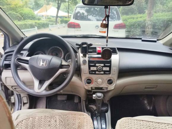 [南昌·赣A] 二手本田锋范经典2008款 1.5L 自动精英版