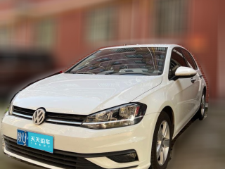 大众高尔夫2018款1.6L自动时尚型