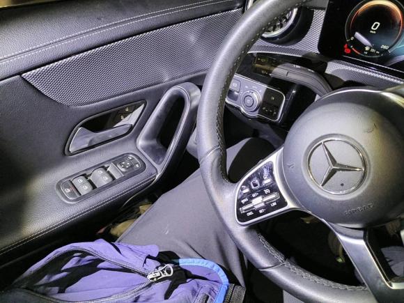 [合肥·皖A] 二手奔驰奔驰A级2021款 A 180 L 运动轿车