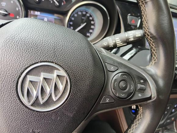 [深圳·粤B] 二手别克昂科威2016款 28T 四驱豪华型