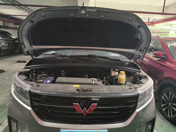 [苏州·苏U] 二手五菱汽车五菱宏光PLUS2019款 1.5T 手动豪华型 7座