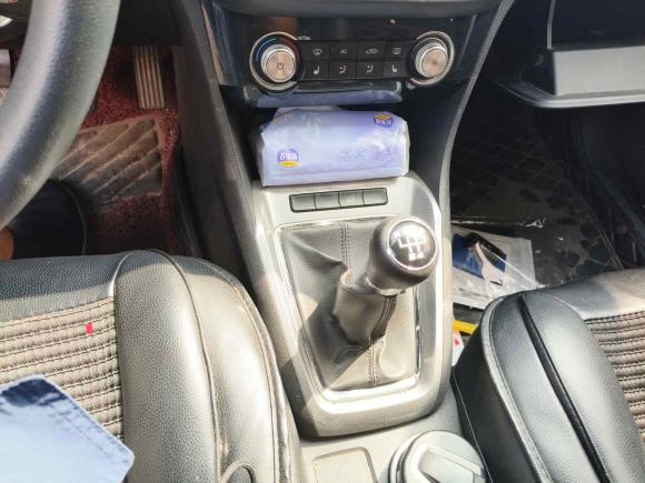 [青岛·鲁U] 二手荣威荣威RX32018款 1.6L 手动旗舰版