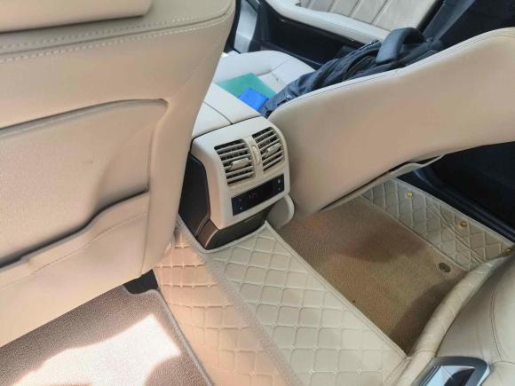 [广州·粤W] 二手奔驰奔驰E级2010款 E 300 L 时尚型