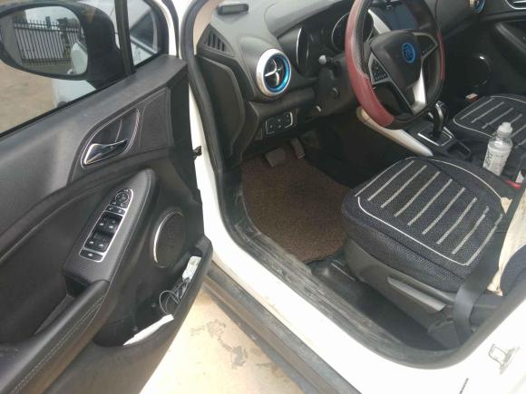 [南昌·赣A] 二手比亚迪元新能源2018款 EV360 智联悦酷型