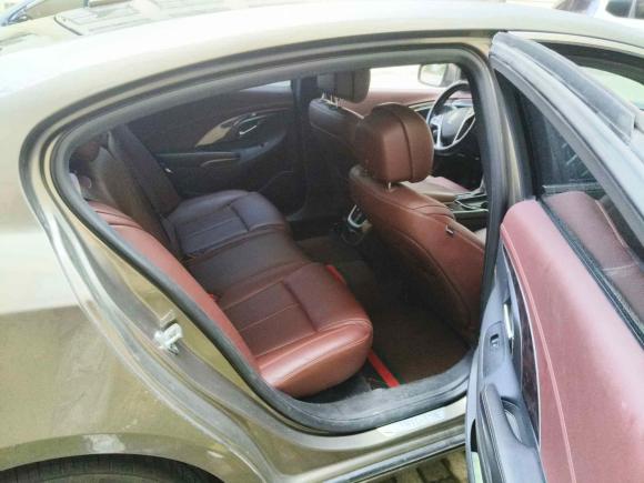 [上海·沪A] 二手别克君越2013款 2.4L SIDI精英舒适型