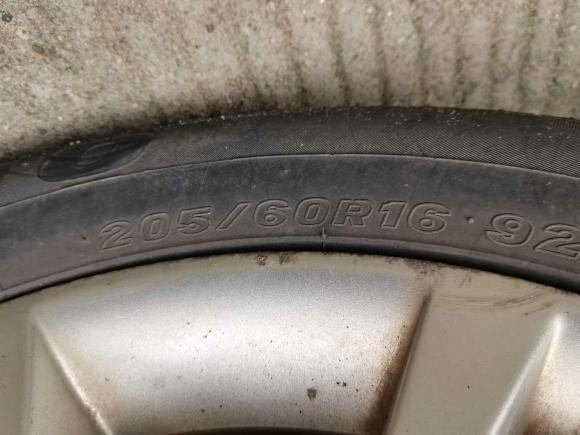 [上海·沪A] 二手福特福克斯2012款 三厢 1.6L 手动舒适型