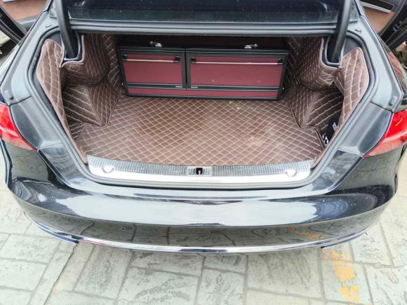 [成都·川A] 二手奥迪奥迪A82014款 A8L 45 TFSI quattro舒适型