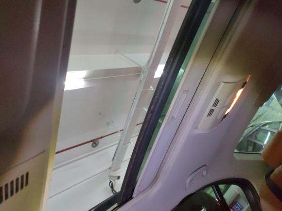 [上海·沪A] 二手宝马宝马3系2011款 325i 豪华型