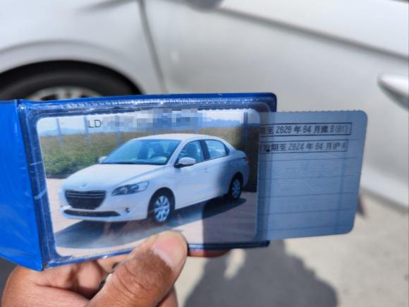 [上海·豫B] 二手标致标致3012016款 1.6L 自动舒适版