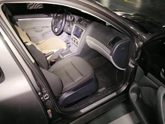 [武汉·鄂A] 二手斯柯达明锐2014款 1.6L 自动逸杰版