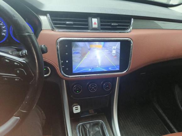 [上海·沪C] 二手北汽幻速北汽幻速S32016款 S3L 1.5L 手动尊贵型