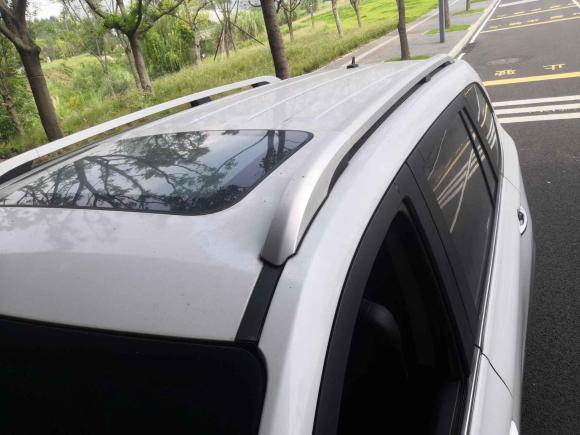 [成都·川A] 二手SWM斯威汽车SWM斯威X72016款 1.5T 手动豪华型 7座