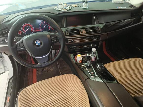 [济南·鲁A] 二手宝马宝马5系2017款 525Li 豪华设计套装