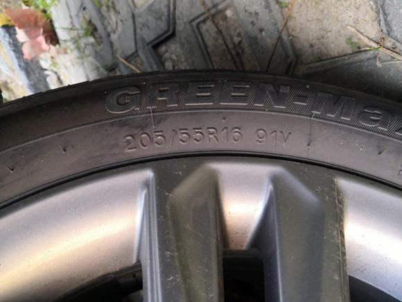 [上海·苏E] 二手吉利汽车帝豪2017款 三厢百万款 1.5L CVT向上版