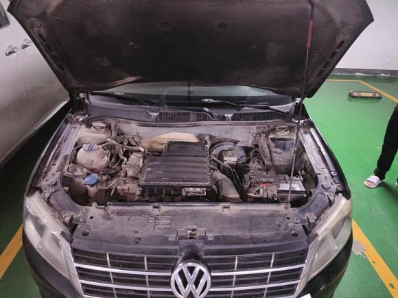 [义乌·浙G] 二手大众朗逸2013款 改款经典 1.6L 自动舒适版